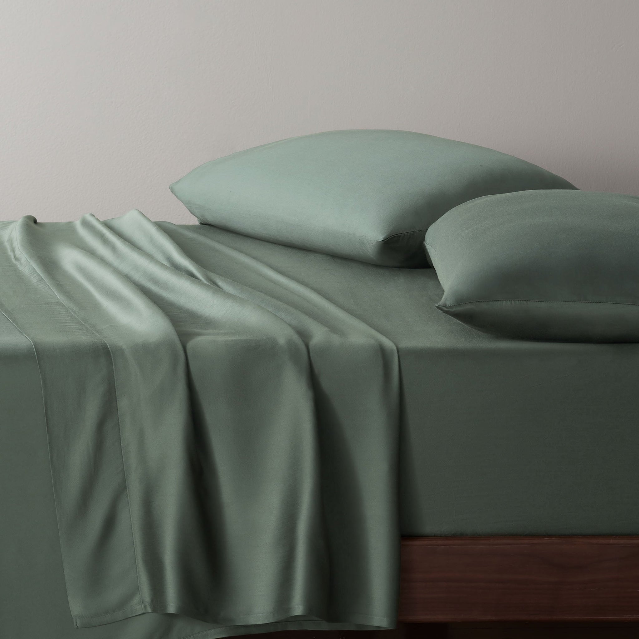 4-Piece & Silky Serenity 100% Bed Sheets Set, Flagstone, Queen - Image 4
